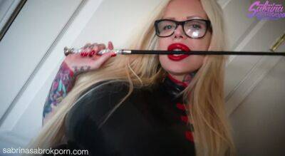 Face Fuck And Indoor Porn Sabrina Sabrok Latex Femdom Fuck, Ponytail - theyarehuge.com