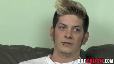 Adorable twink jerks off solo and jizzes - sunporno.com