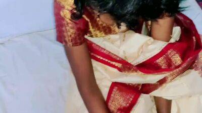 Sex with Telugu wife in beige saree - sunporno.com