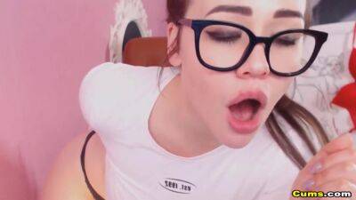 Nerdy Slut Toys Her Mouth and Pussy - pornoxo.com