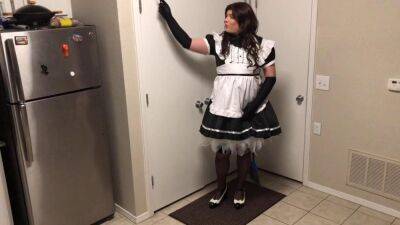 Sissy Maid Amanda Kiss gets Punished & Humiliated By Miss Nyx - sunporno.com - Usa