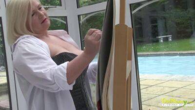 OldNannY British Matures Showoff Seductive Bodies - sunporno.com - Britain