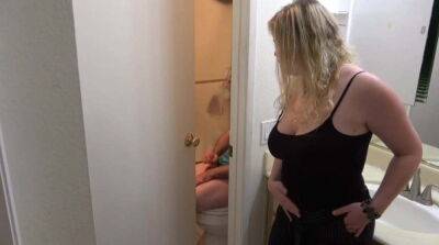 Stepson caught masturbating in the bathroom fucks stepmom - sunporno.com - Germany