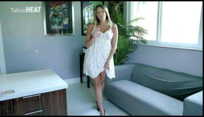 Free use my hot stepmom - sunporno.com