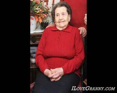 ILoveGrannY Presents Sexy Pictures Collection - sunporno.com