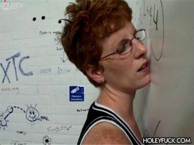 Ugly four eyed woman sucks the dick through the gloryhole - sunporno.com