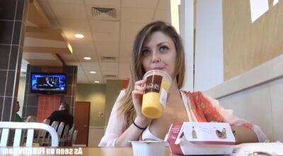 I double dare my GF to masturbate at McDonald's for a smoothie - sunporno.com