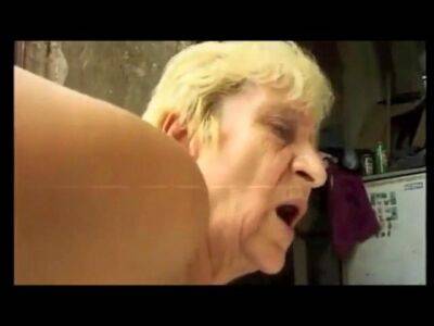 ghetto piss granny by satyriasiss - sunporno.com