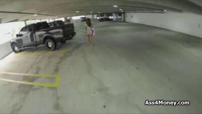 Mall parking lot fun with spicy but broke teen - sunporno.com