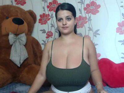 Huge Bulgarian Camgirl 2 - sunporno.com