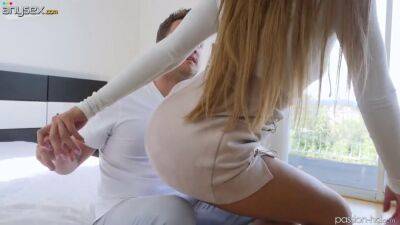 Tanned blonde Moka Mora is having crazy quickie with hot blooded boyfriend - sunporno.com