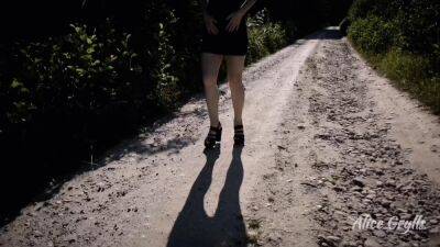 Horny wife WALKS NAKED in heels OUTSIDE the city SUCK dick in the bushes Cum in Mouth ALICExJAN - sunporno.com