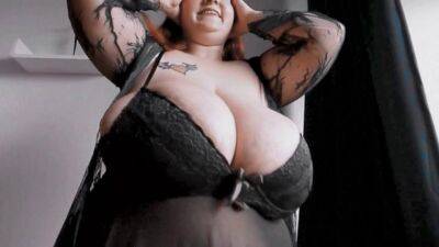 Fat Freak Mom Shows Enormous Tits - sunporno.com