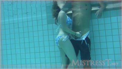 Underwater Tempting Time - Handjob Video - sunporno.com