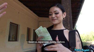 Japanese Beauty Fucks For Money - sunporno.com - Japan