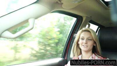 College Freshmen Fucks For A Ride - sunporno.com