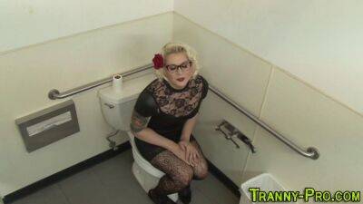 Heeled tranny ho banged - sunporno.com