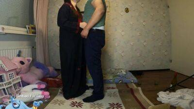 Arabian wife cheating husband with his friend - sunporno.com