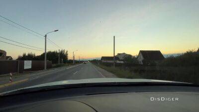 Cute hitchhiker agreed to suck and fuck - Russian Public Agent - sunporno.com - Russia