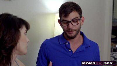 Momsteachsex stepsiblings experience fucking with step-mother - sunporno.com