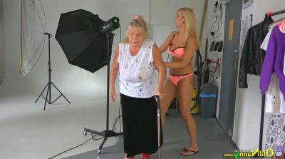 Old and young lesbians go wild after photo session - sunporno.com