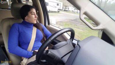 Hope no one will hear my loud moans while I rub my clit in my car - sunporno.com