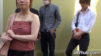 Petite Japanese girl jerks, sucks and fucks a guy on a public train - Hd - sunporno.com - Japan