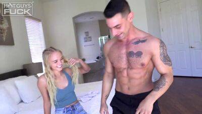 Ripped Euro Hunk Marcus Fucks His First American - sunporno.com - Usa