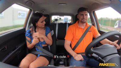 Hot passenger feels voluptuous inside the car - sunporno.com