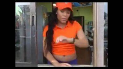 Fast Food Ebony Slut - sunporno.com